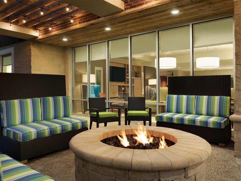Home2 Suites By Hilton Middleburg Heights Cleveland Bagian luar foto