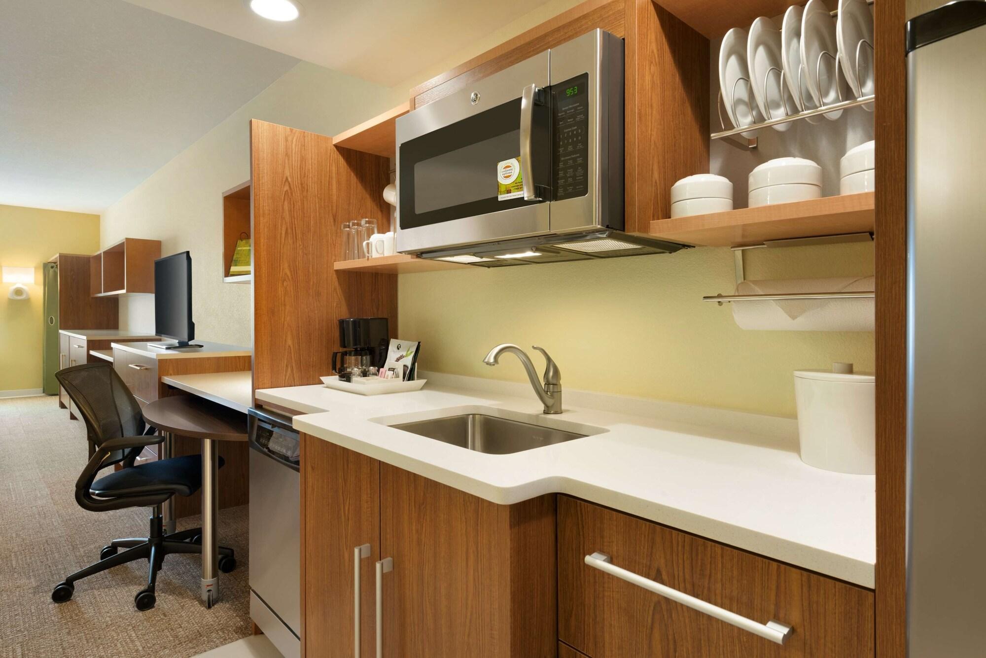 Home2 Suites By Hilton Middleburg Heights Cleveland Bagian luar foto
