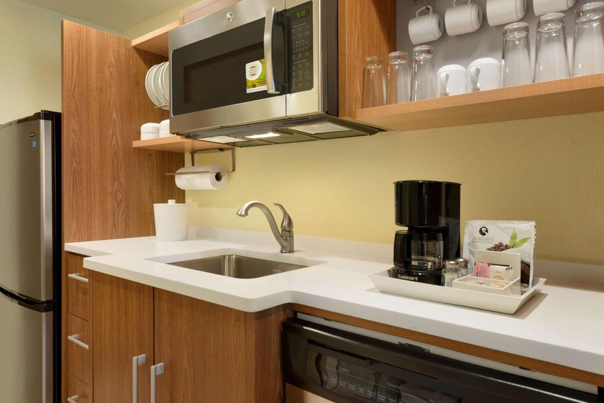 Home2 Suites By Hilton Middleburg Heights Cleveland Bagian luar foto